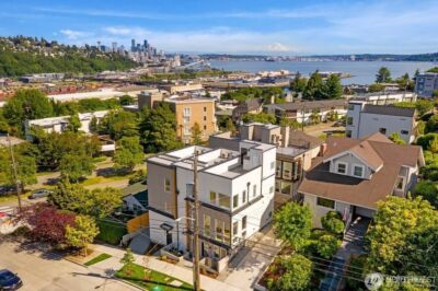 2409 W Boston Street #A, Seattle, WA 98199 - Photo 2