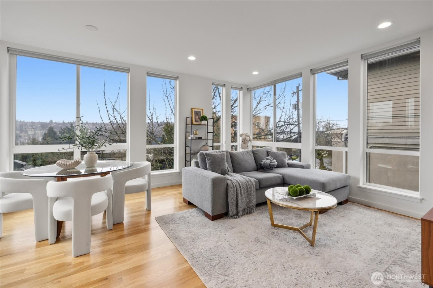 2409 W Boston Street #A, Seattle, WA 98199