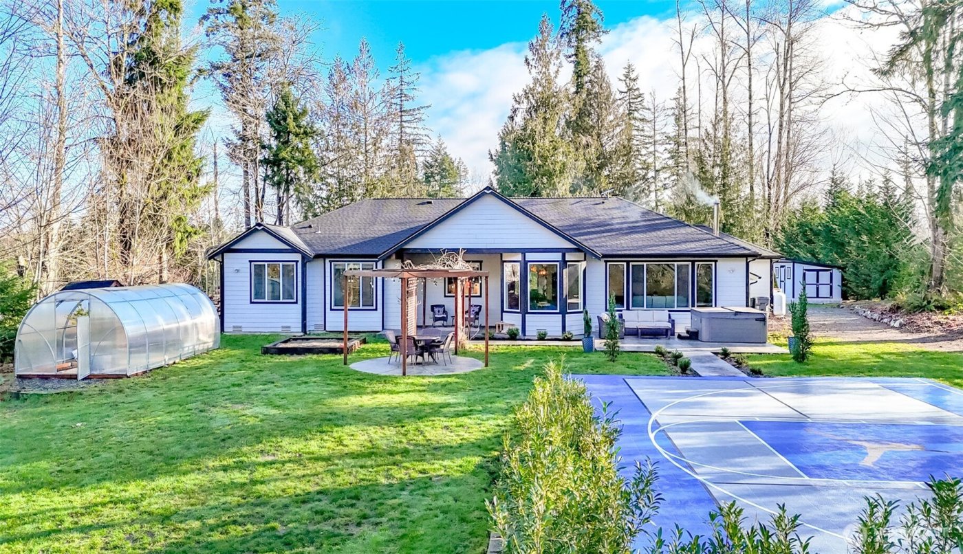 30904 37th Avenue E, Graham, WA 98338