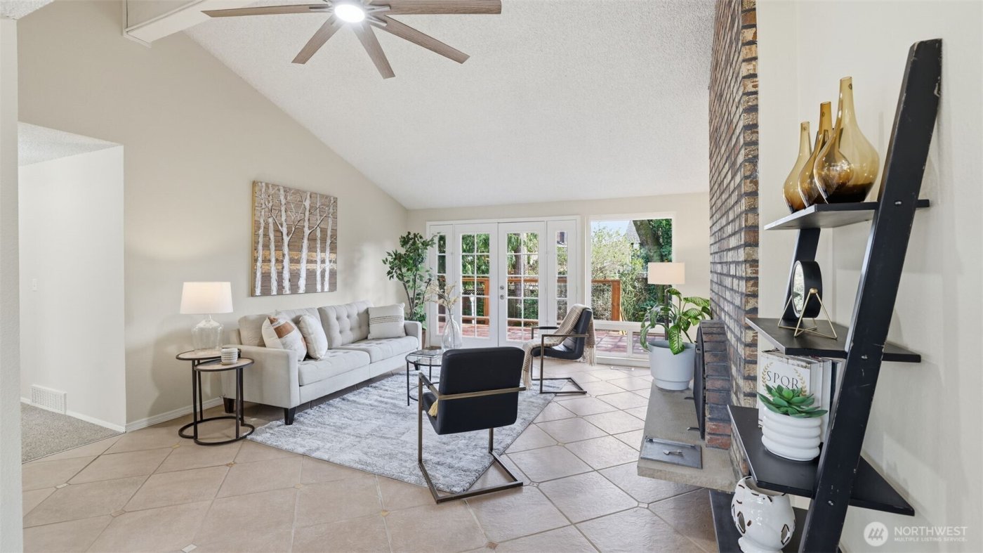 15667 SE Fairwood Boulevard , Renton, WA 98058