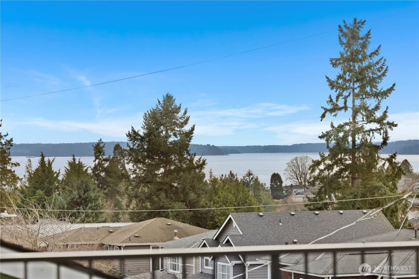 2558 30th Avenue W, Seattle, WA 98199