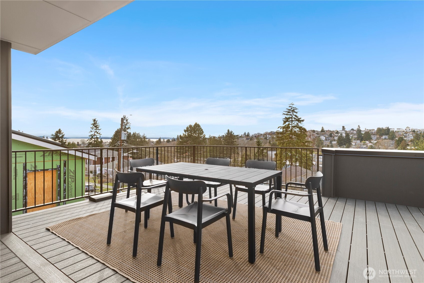 2558 30th Avenue W, Seattle, WA 98199