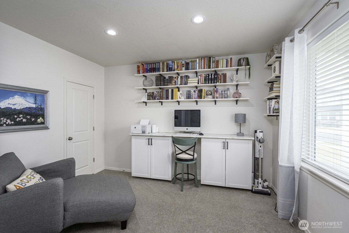 739 N Doumit Drive , Moses Lake, WA 98837