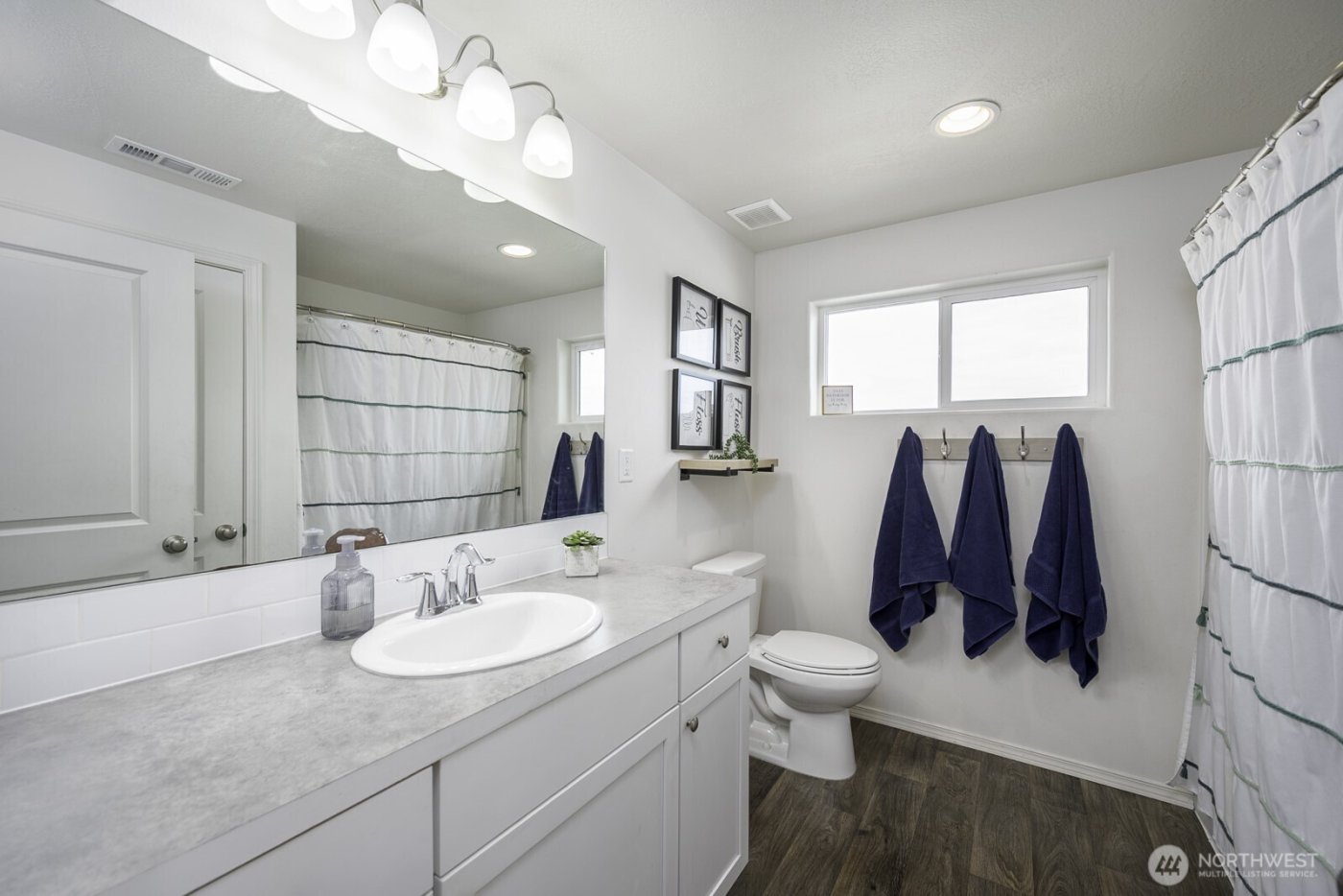 739 N Doumit Drive , Moses Lake, WA 98837