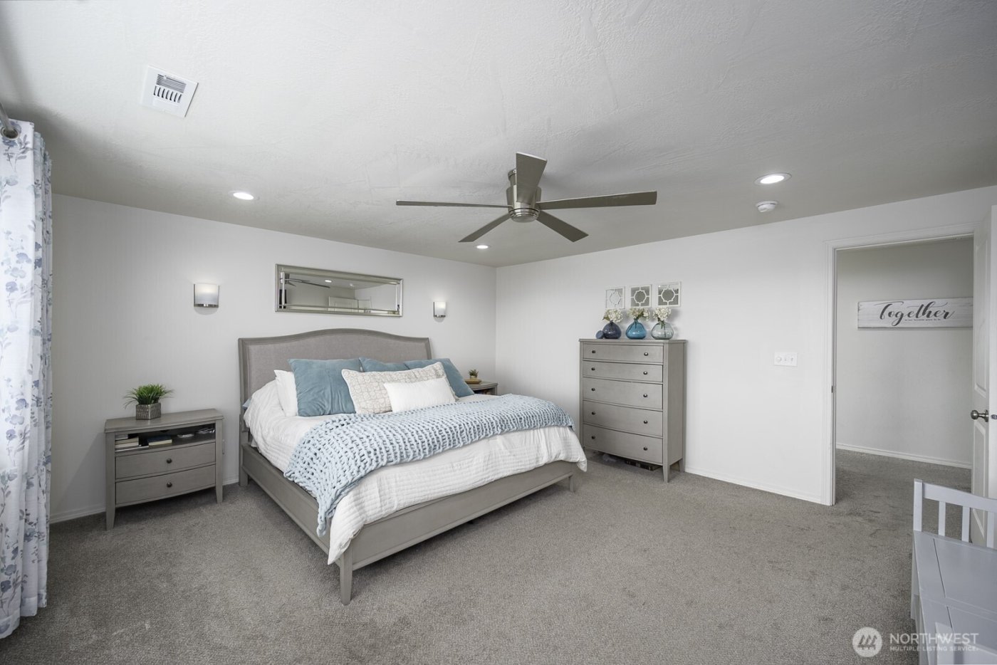 739 N Doumit Drive , Moses Lake, WA 98837