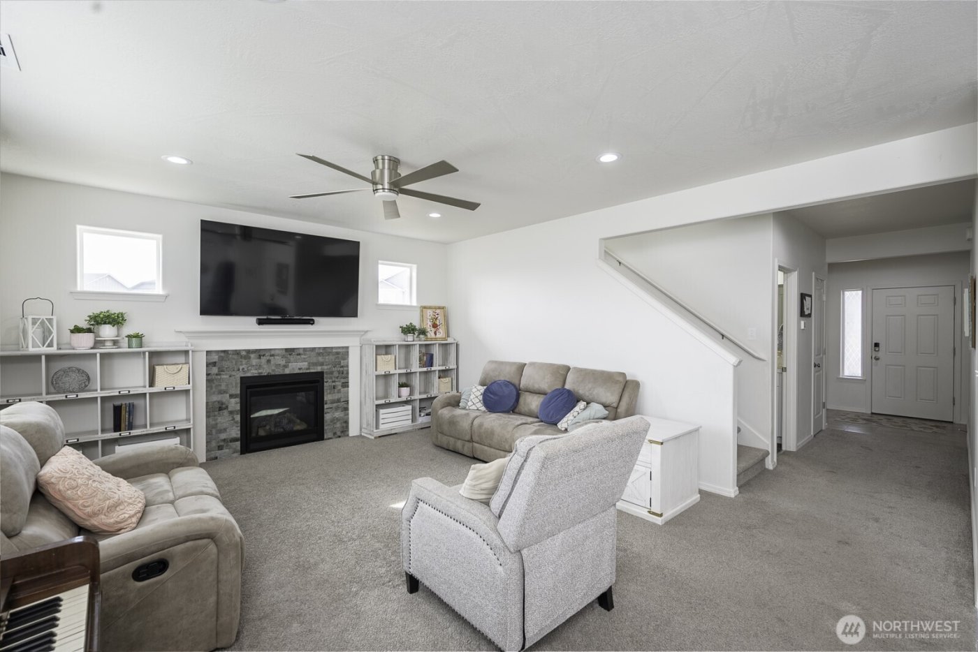 739 N Doumit Drive , Moses Lake, WA 98837