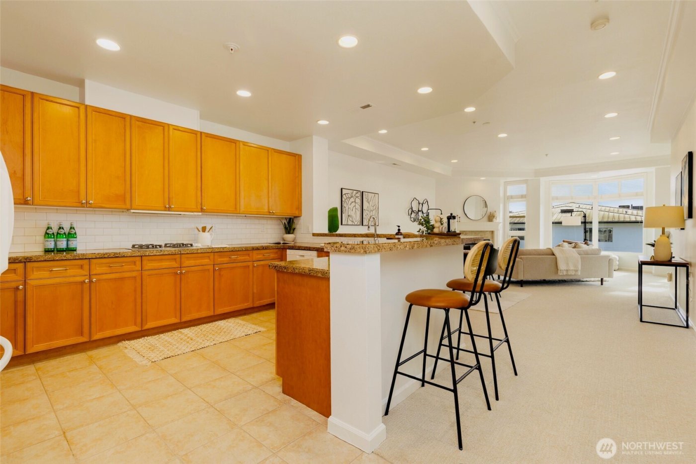 520 6th Avenue #4003, Kirkland, WA 98033