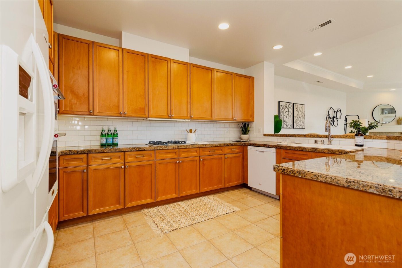 520 6th Avenue #4003, Kirkland, WA 98033