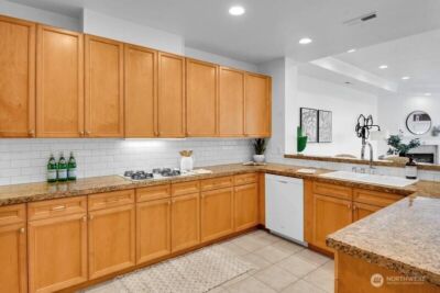 520 6th Avenue #4003, Kirkland, WA 98033 - Photo 8