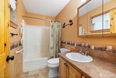 214 Paradise Dr , Ashford, WA 98304 - Photo 13