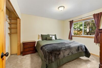 214 Paradise Dr , Ashford, WA 98304 - Photo 16