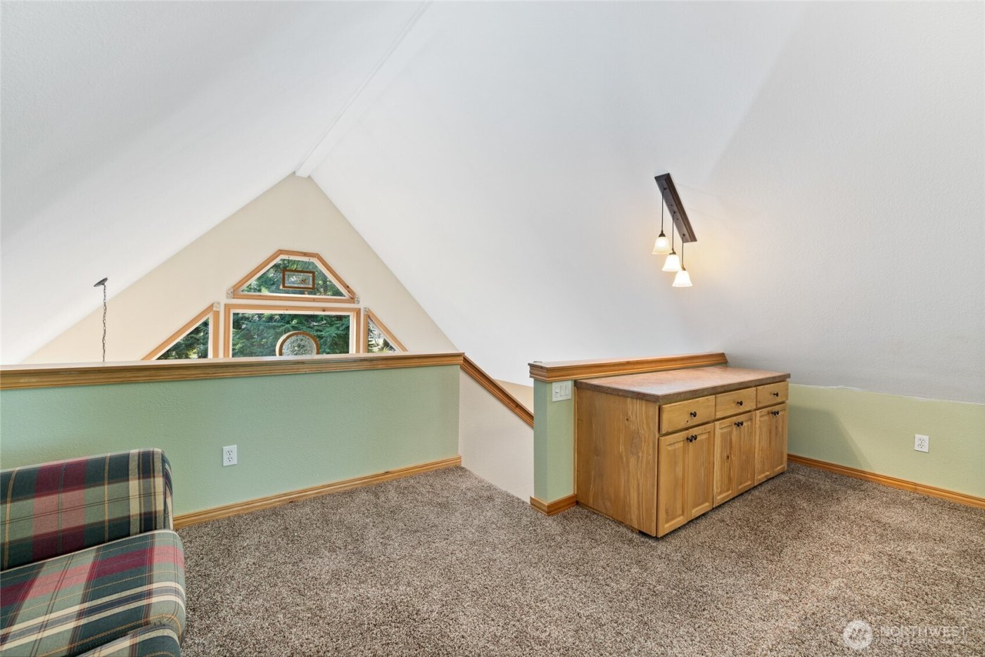 214 Paradise Dr , Ashford, WA 98304