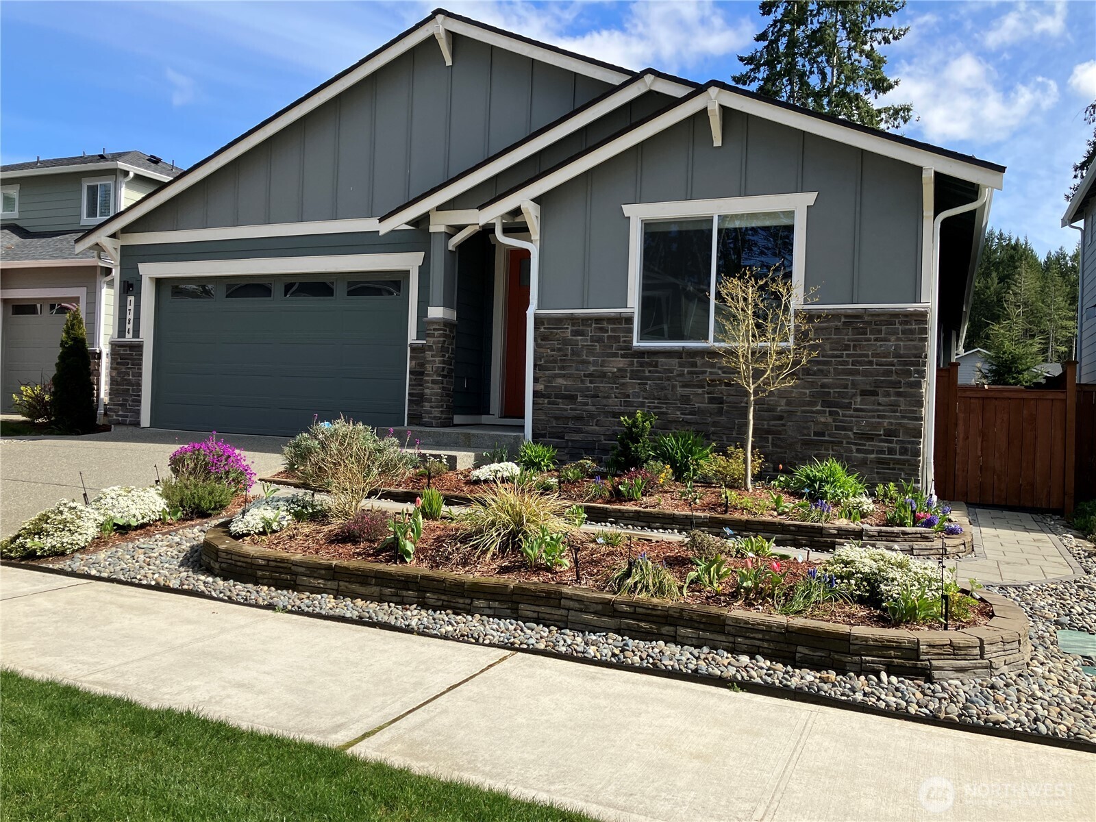 1784 Ashby Avenue NW, Poulsbo, WA 98370