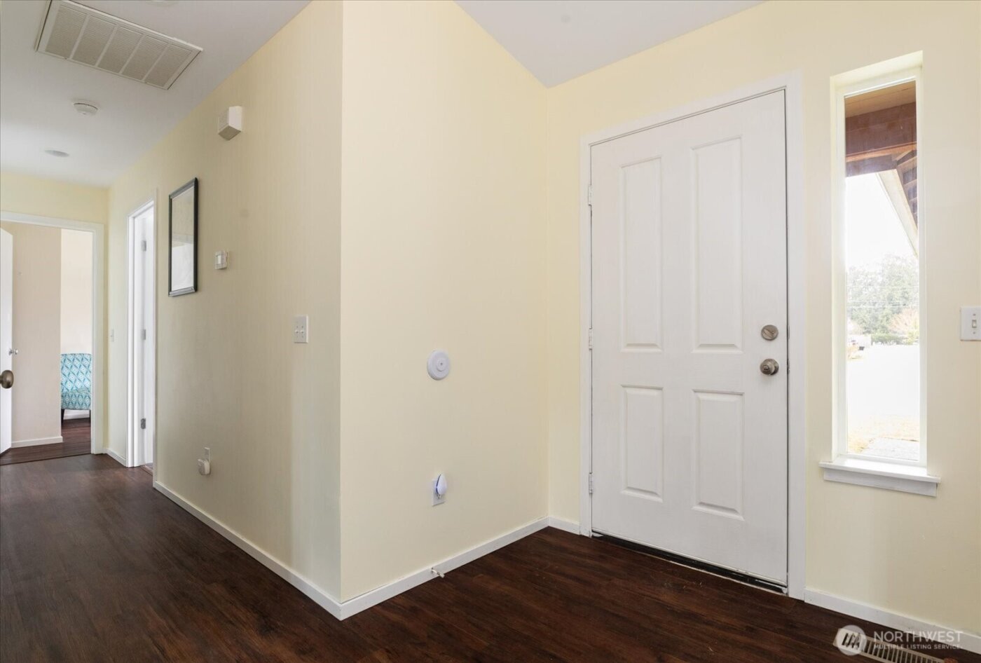 7882 Blakely Avenue , Clinton, WA 98236