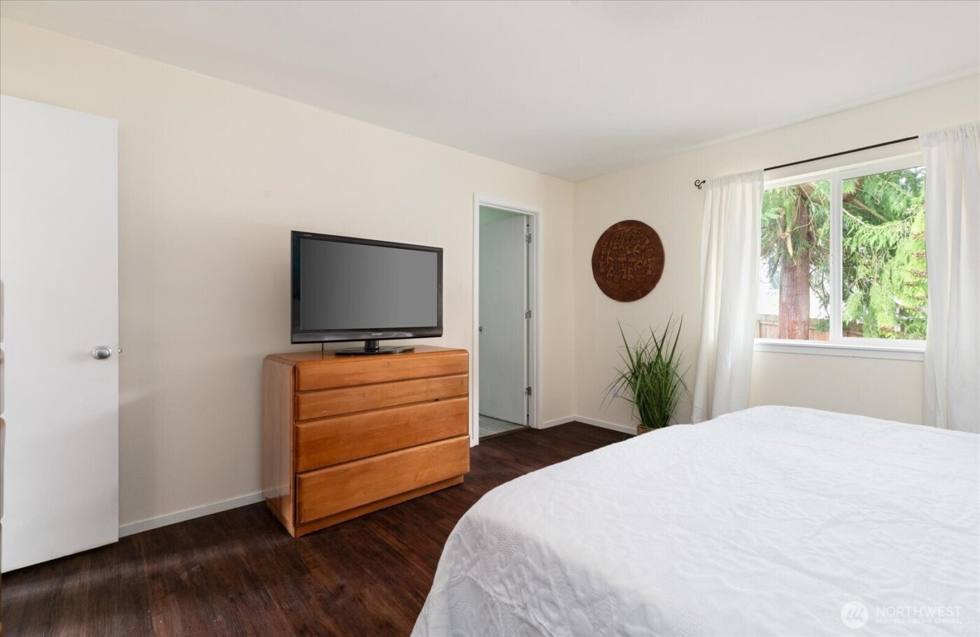 7882 Blakely Avenue , Clinton, WA 98236