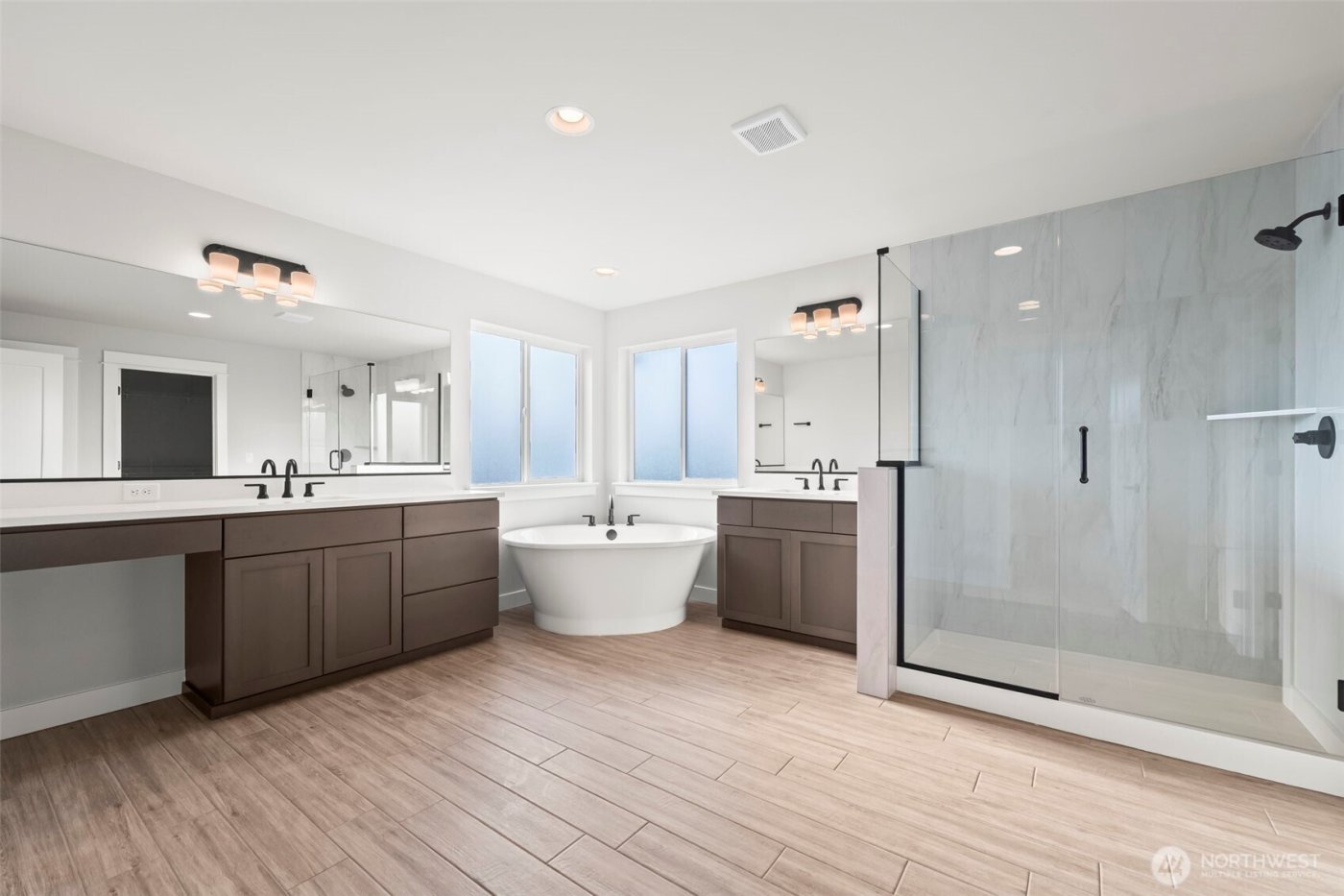 17313 82nd Avenue Ct E, Puyallup, WA 98375