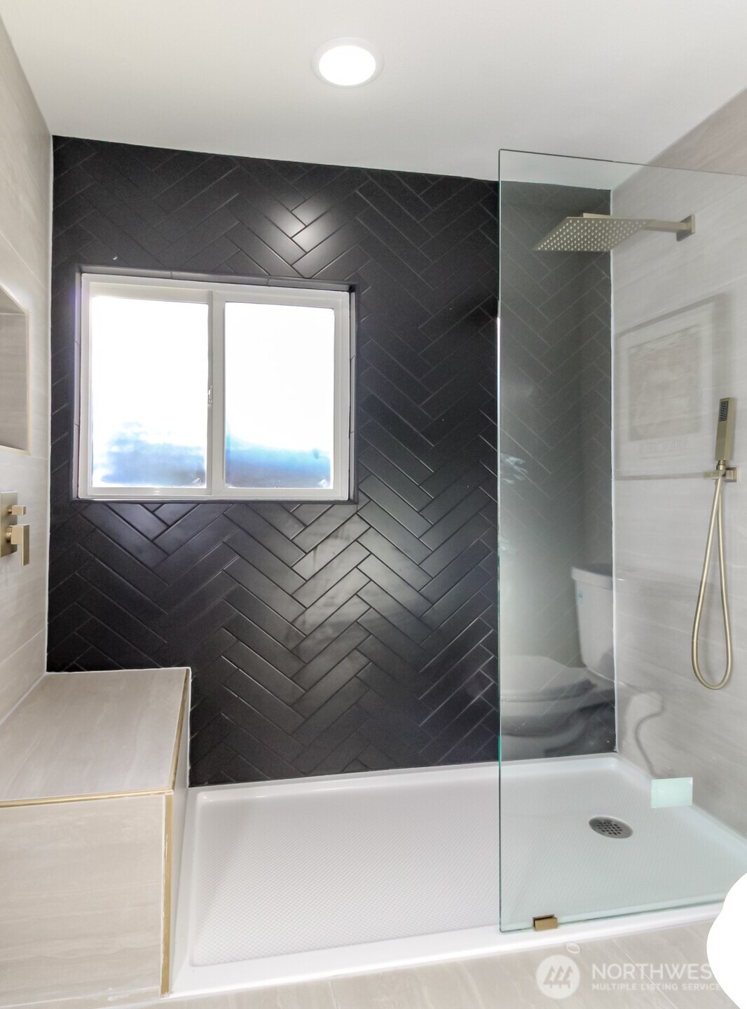 220 E 63RD Street , Tacoma, WA 98404