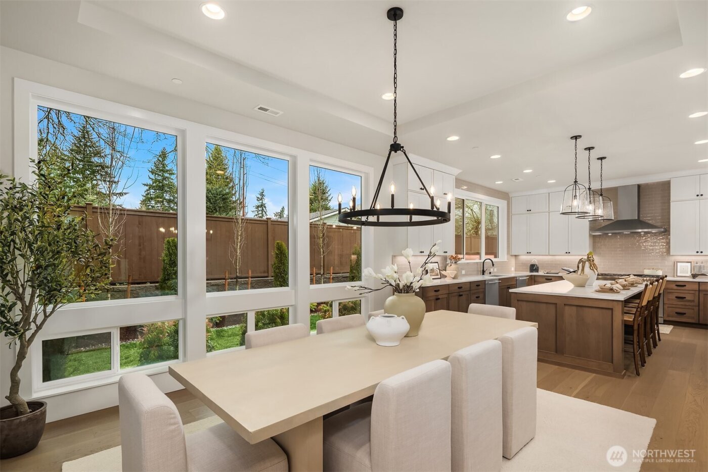 7271 152nd Avenue NE, Redmond, WA 98052
