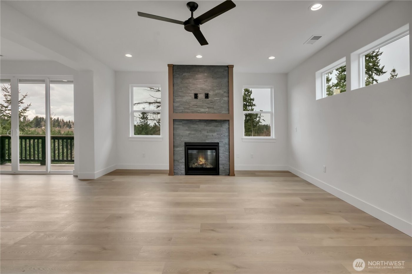 16210 76th Avenue Ct E, Puyallup, WA 98375