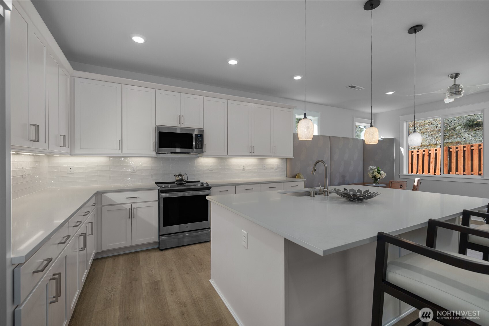 2921 Arrowroot Loop SE, Lacey, WA 98513