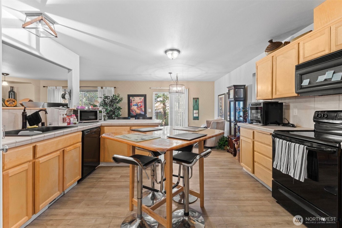 207 Williams Boulevard NE, Orting, WA 98360