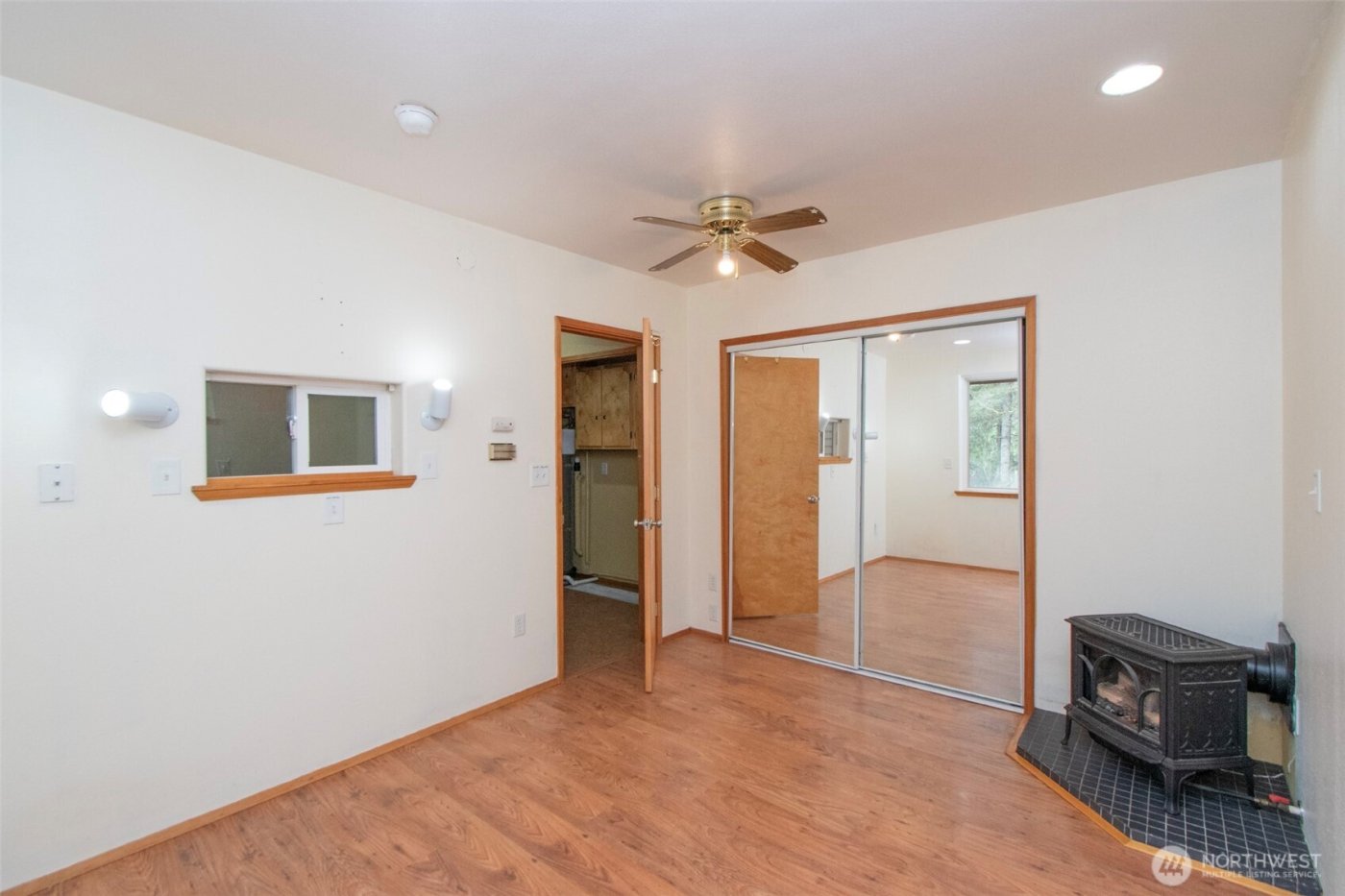 131 Robinson Road , Port Angeles, WA 98362