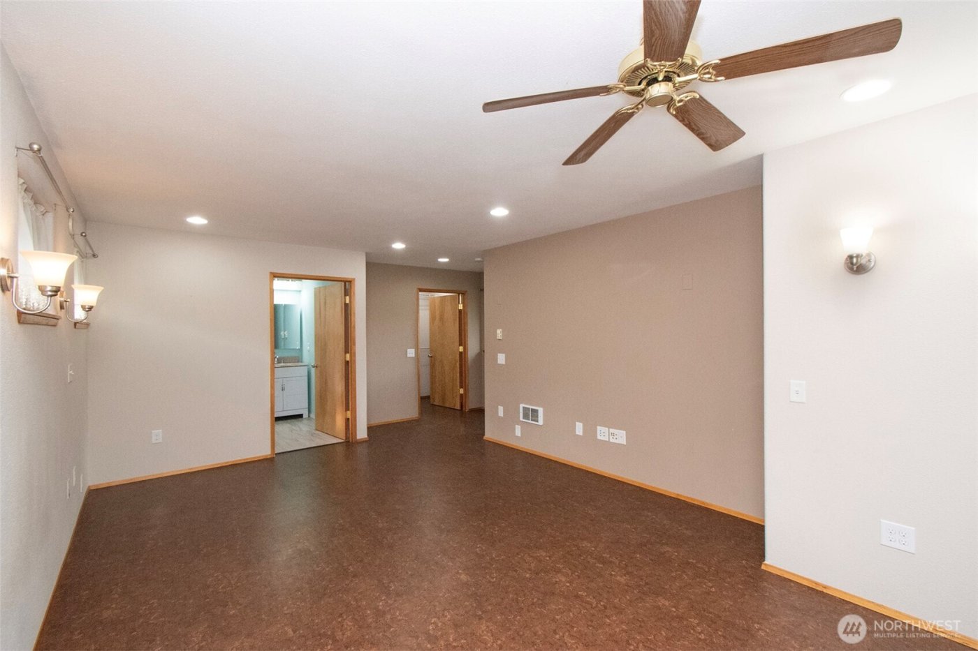 131 Robinson Road , Port Angeles, WA 98362