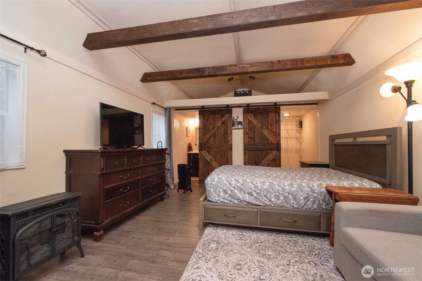 131 Robinson Road , Port Angeles, WA 98362