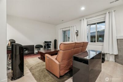 1121 N Auburn Place , Ridgefield, WA 98642 - Photo 6