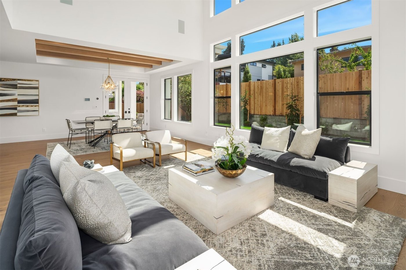 142 160th Avenue SE, Bellevue, WA 98008