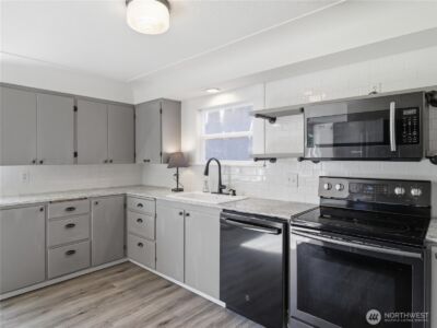 2016 Dickinson Avenue NW, Olympia, WA 98502 - Photo 15