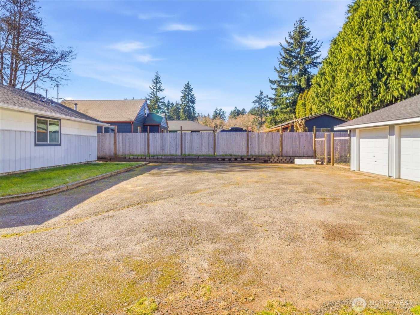 2016 Dickinson Avenue NW, Olympia, WA 98502