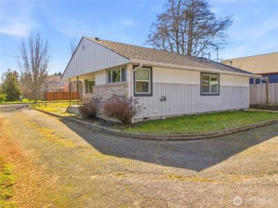 2016 Dickinson Avenue NW, Olympia, WA 98502 - Photo 33