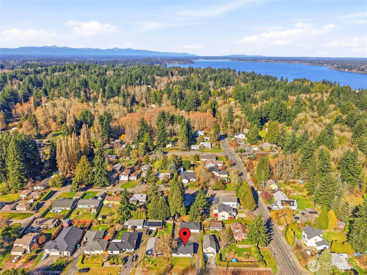 2016 Dickinson Avenue NW, Olympia, WA 98502