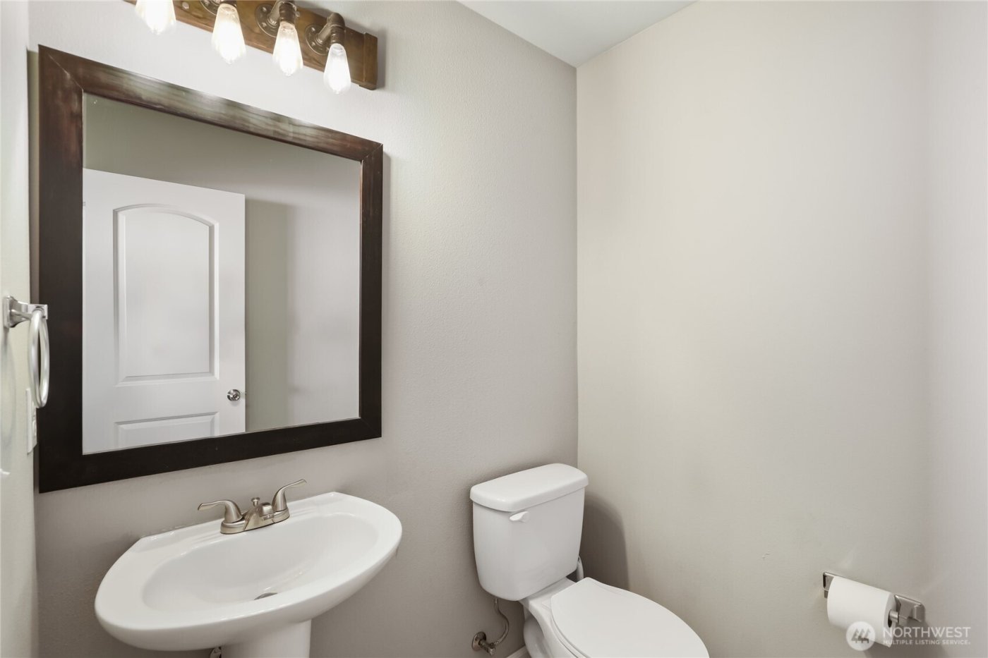 147 SW Marcia Way , Port Orchard, WA 98366