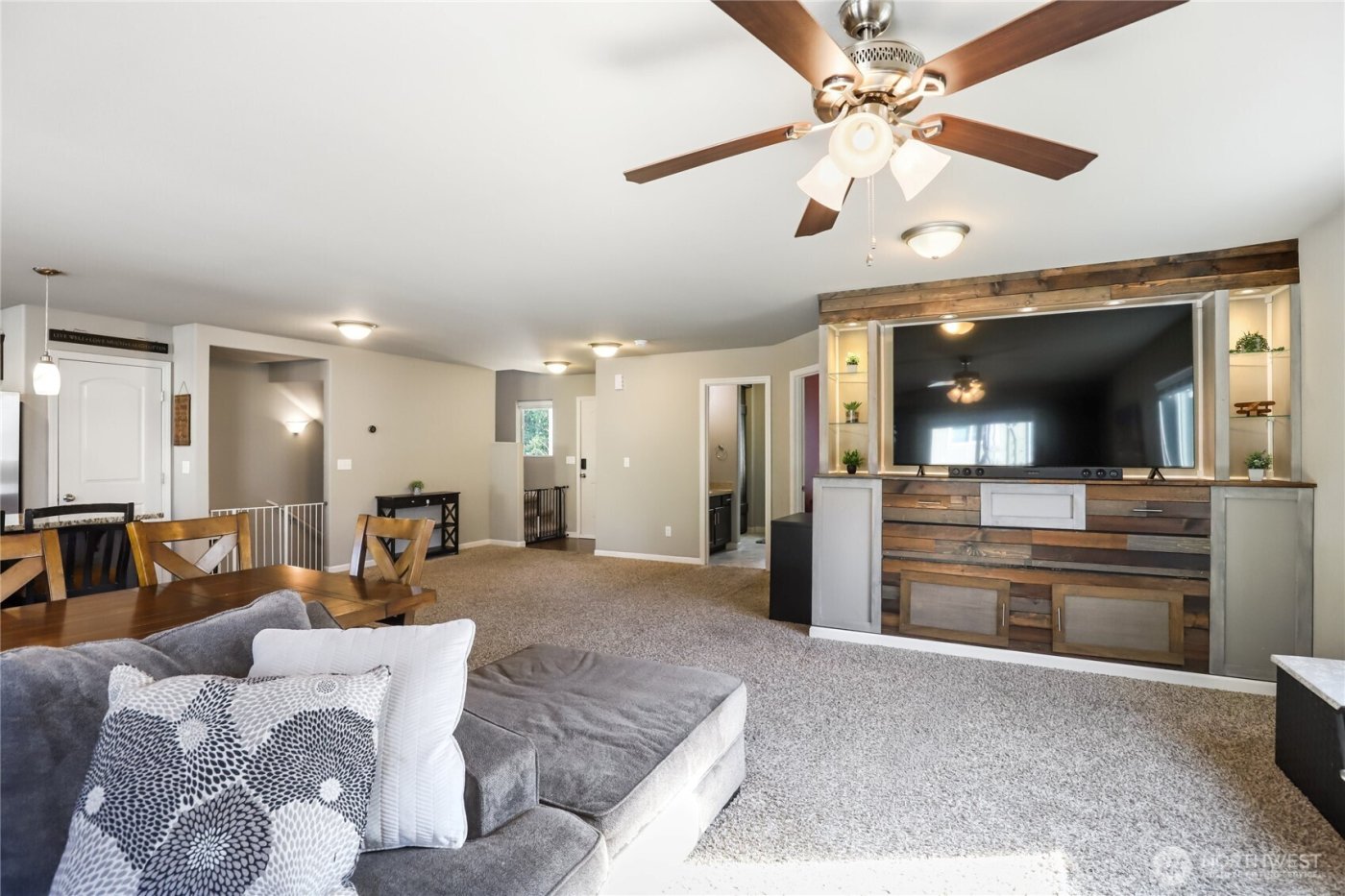 147 SW Marcia Way , Port Orchard, WA 98366