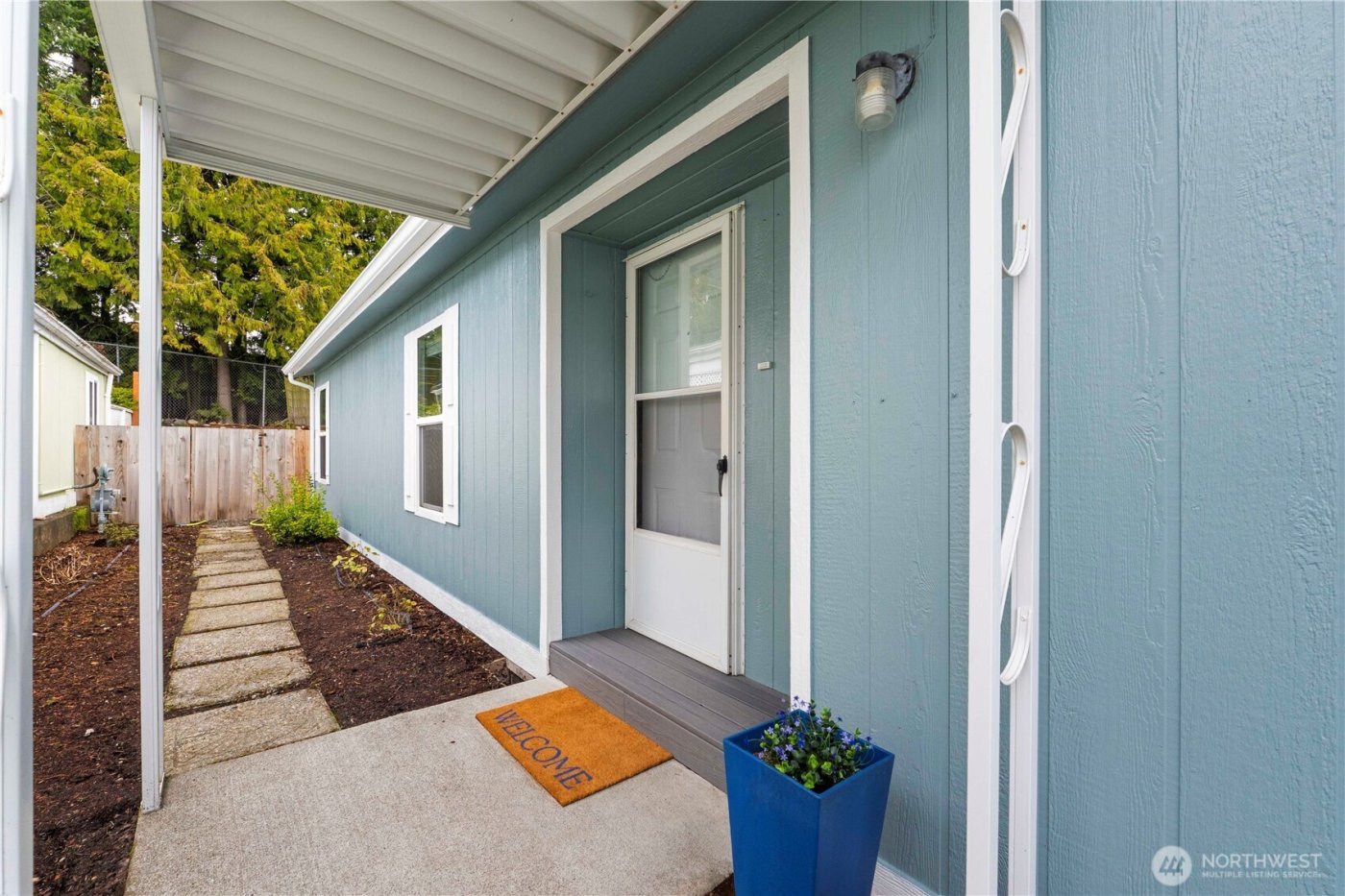 32820 20th Ave S #24, Federal Way, WA 98003