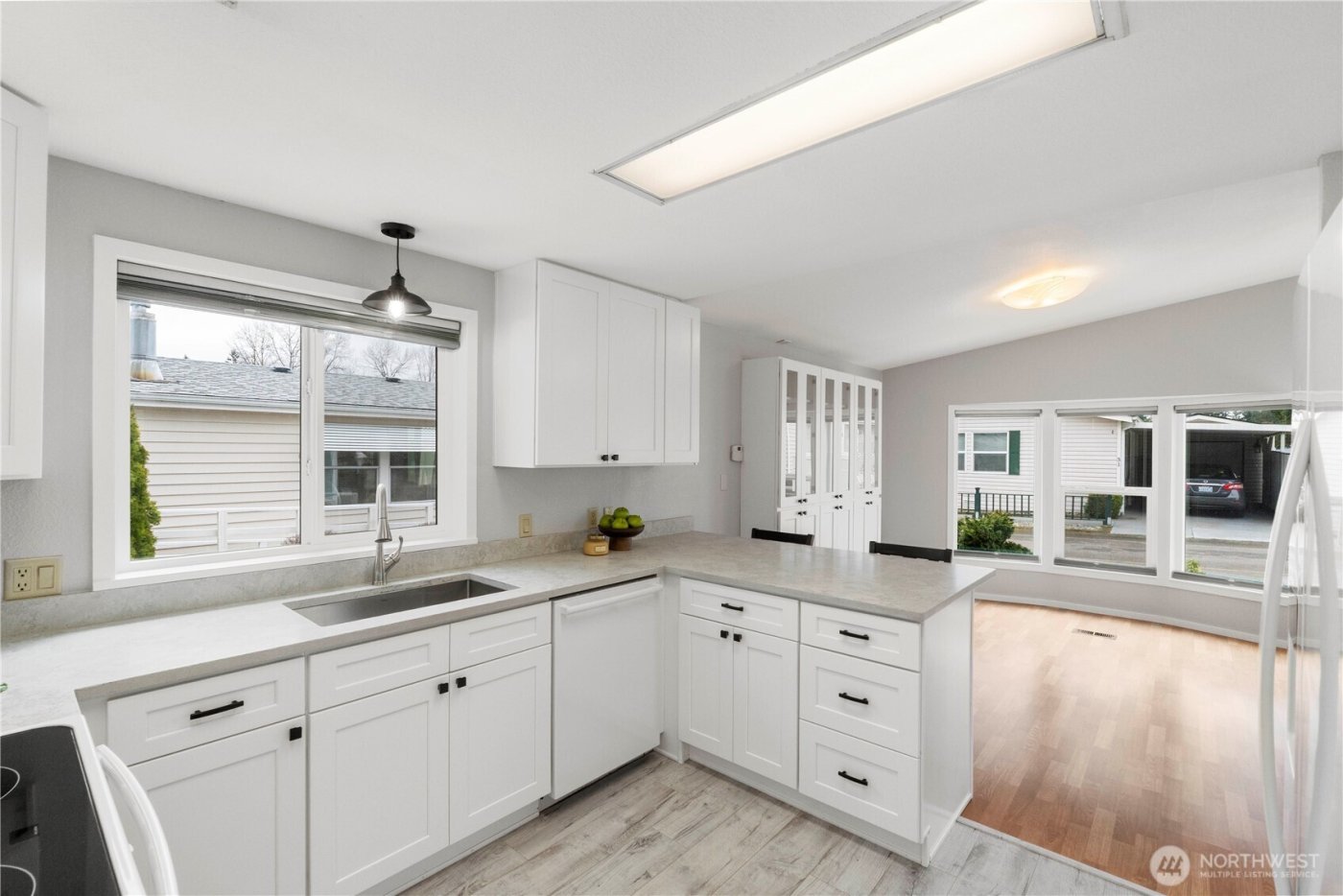 32820 20th Ave S #24, Federal Way, WA 98003