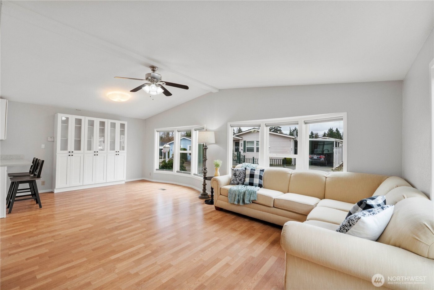 32820 20th Ave S #24, Federal Way, WA 98003