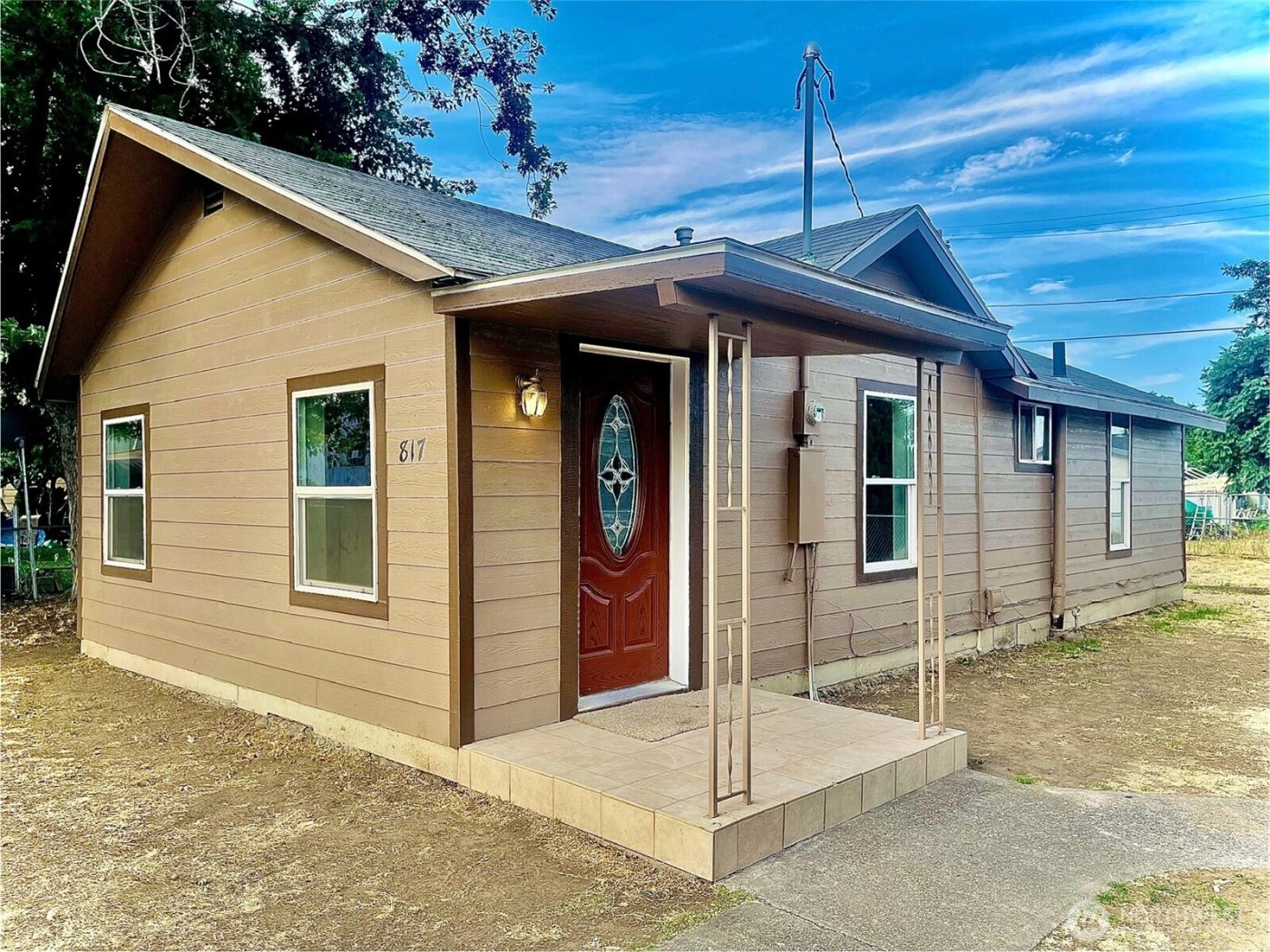 817 Perkins Street , Milton-Freewater, OR 97862