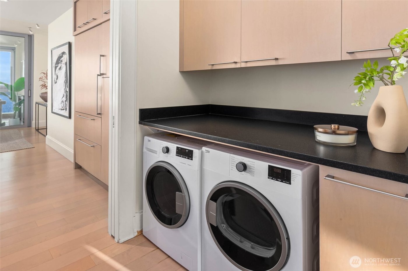 1521 2nd Avenue #2804, Seattle, WA 98101