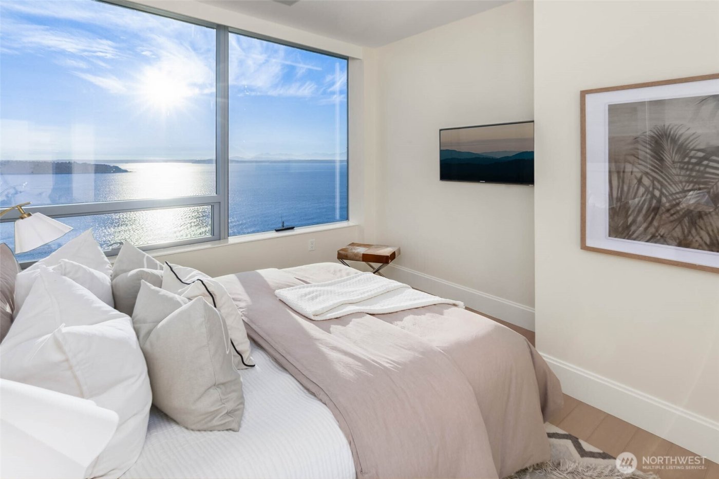 1521 2nd Avenue #2804, Seattle, WA 98101