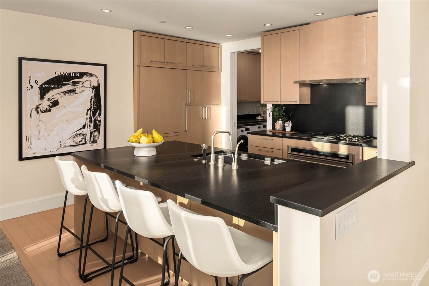 1521 2nd Avenue #2804, Seattle, WA 98101