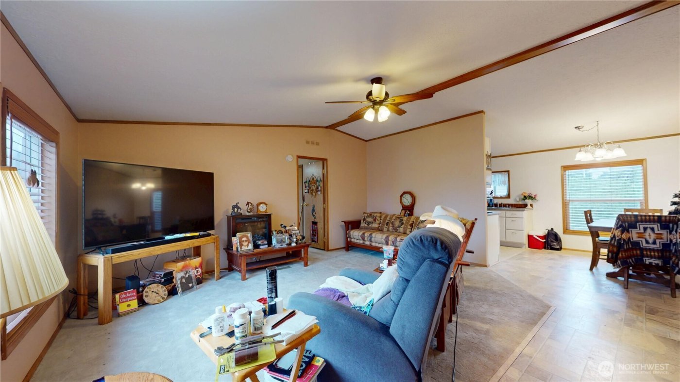 1376 Holand Drive , Grayland, WA 98547