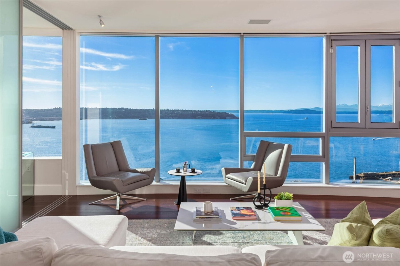 1521 2nd Avenue #2004, Seattle, WA 98101