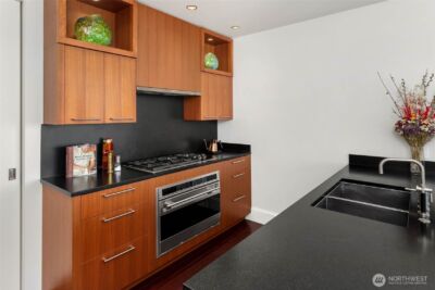 1521 2nd Avenue #2004, Seattle, WA 98101 - Photo 10