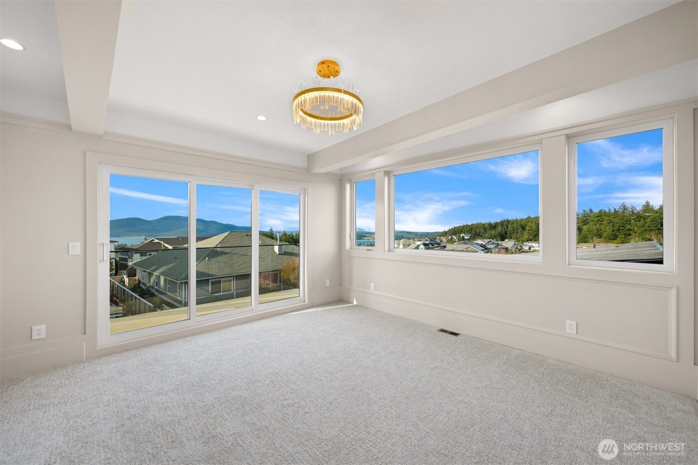 3951 Rock Ridge Pkwy , Anacortes, WA 98221