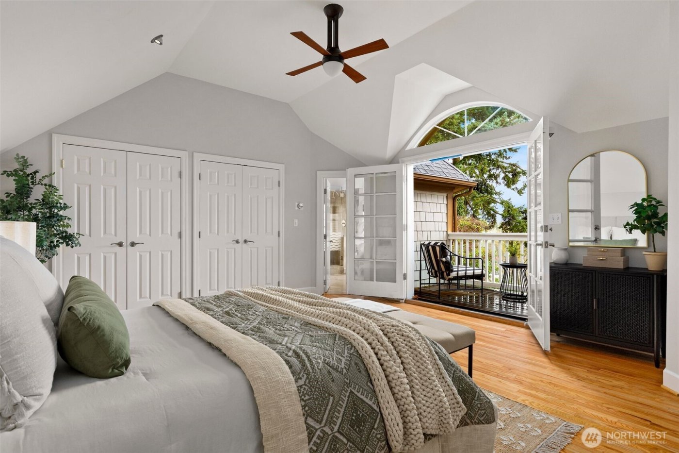 337 25th Avenue E, Seattle, WA 98112