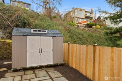 337 25th Avenue E, Seattle, WA 98112 - Photo 24