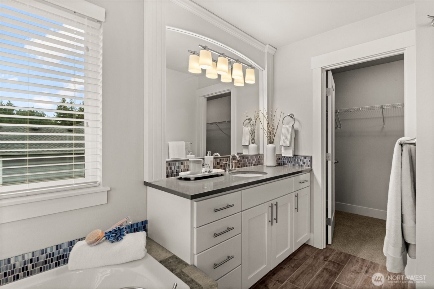 7213 73rd Street Ct NW, Gig Harbor, WA 98335